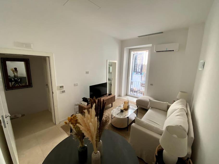 Luxury Suite In Bari City Center Extérieur photo