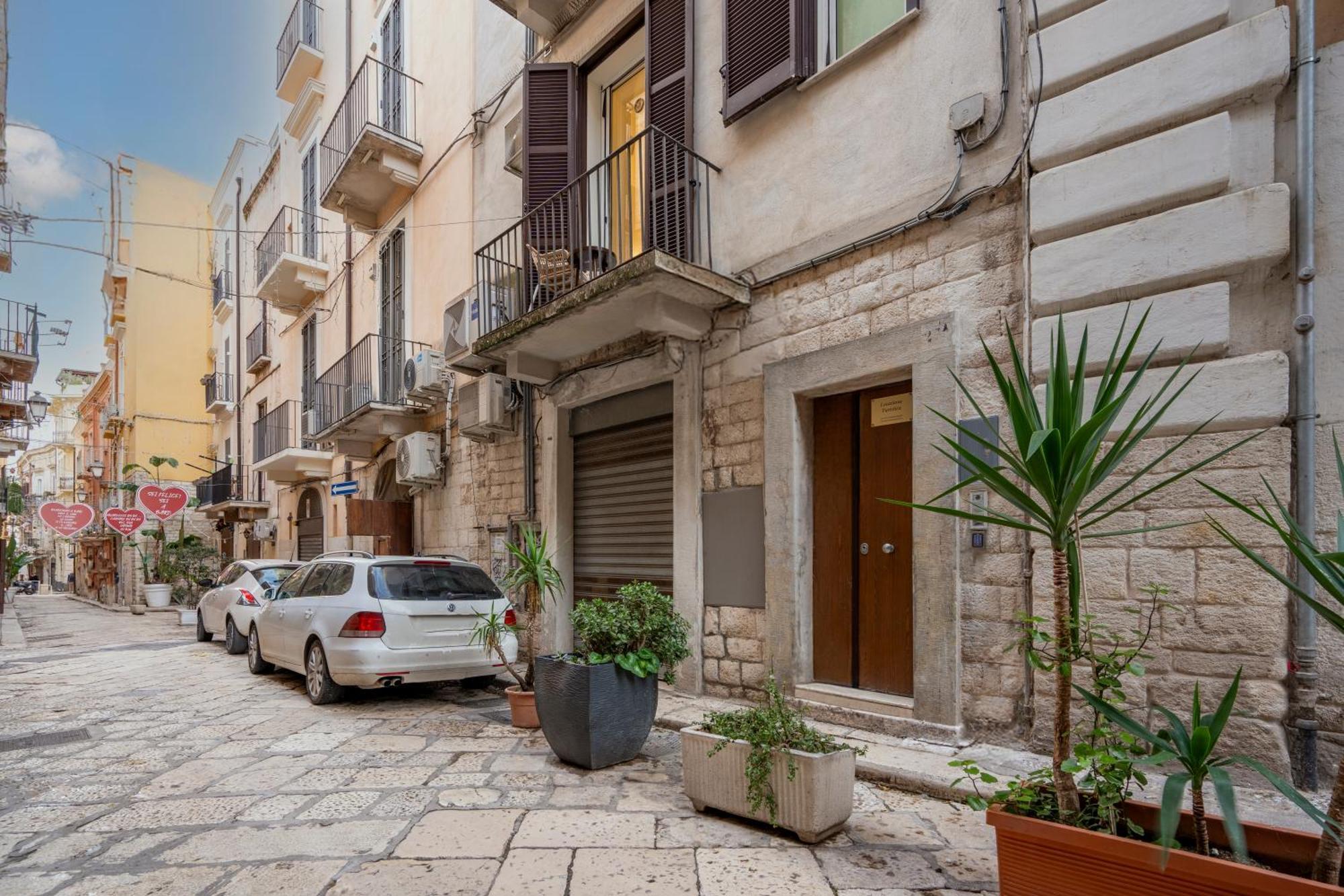 Luxury Suite In Bari City Center Extérieur photo