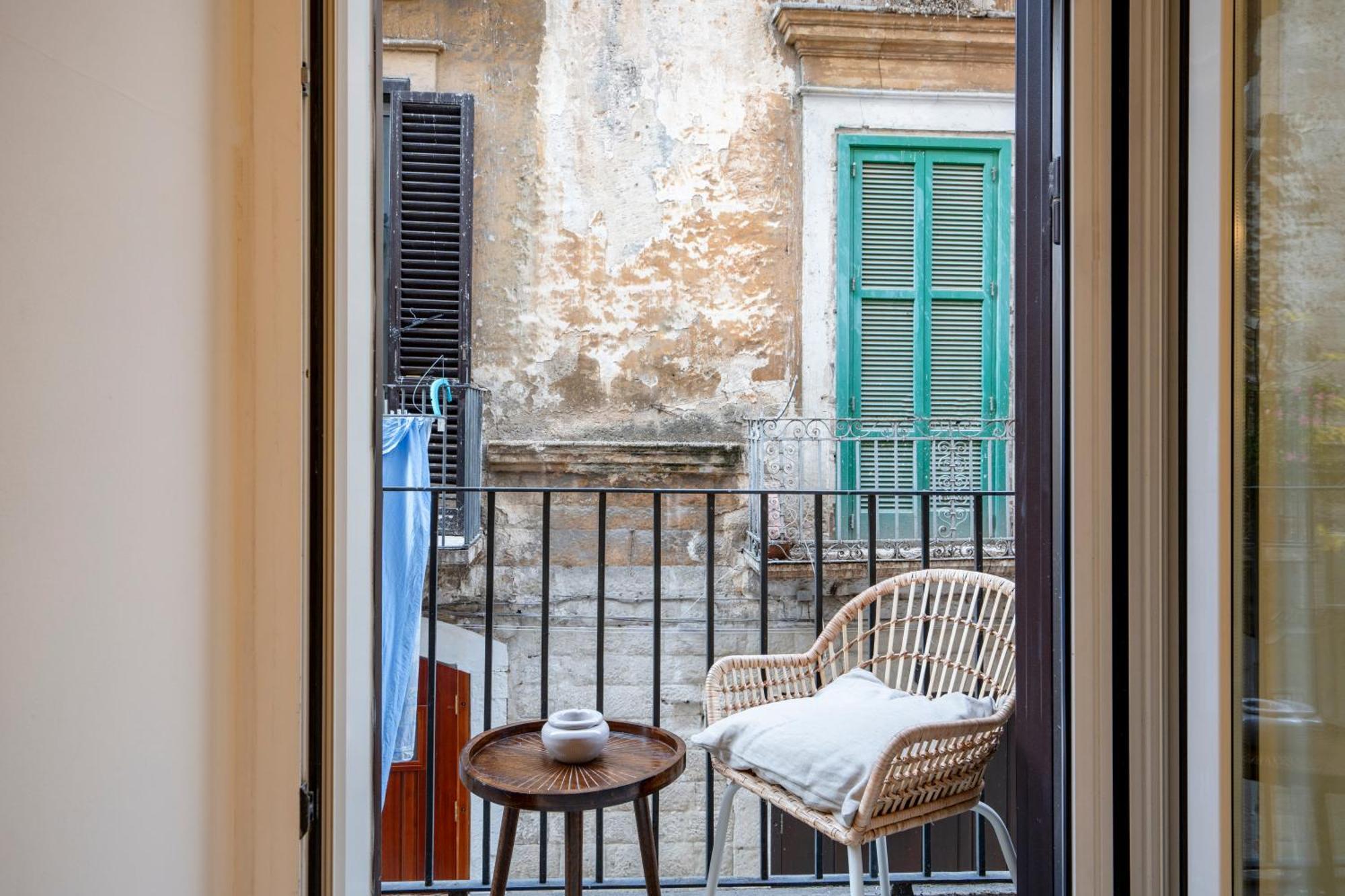 Luxury Suite In Bari City Center Extérieur photo