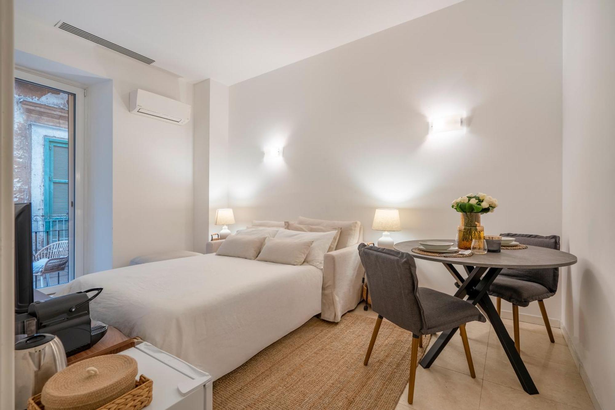 Luxury Suite In Bari City Center Extérieur photo